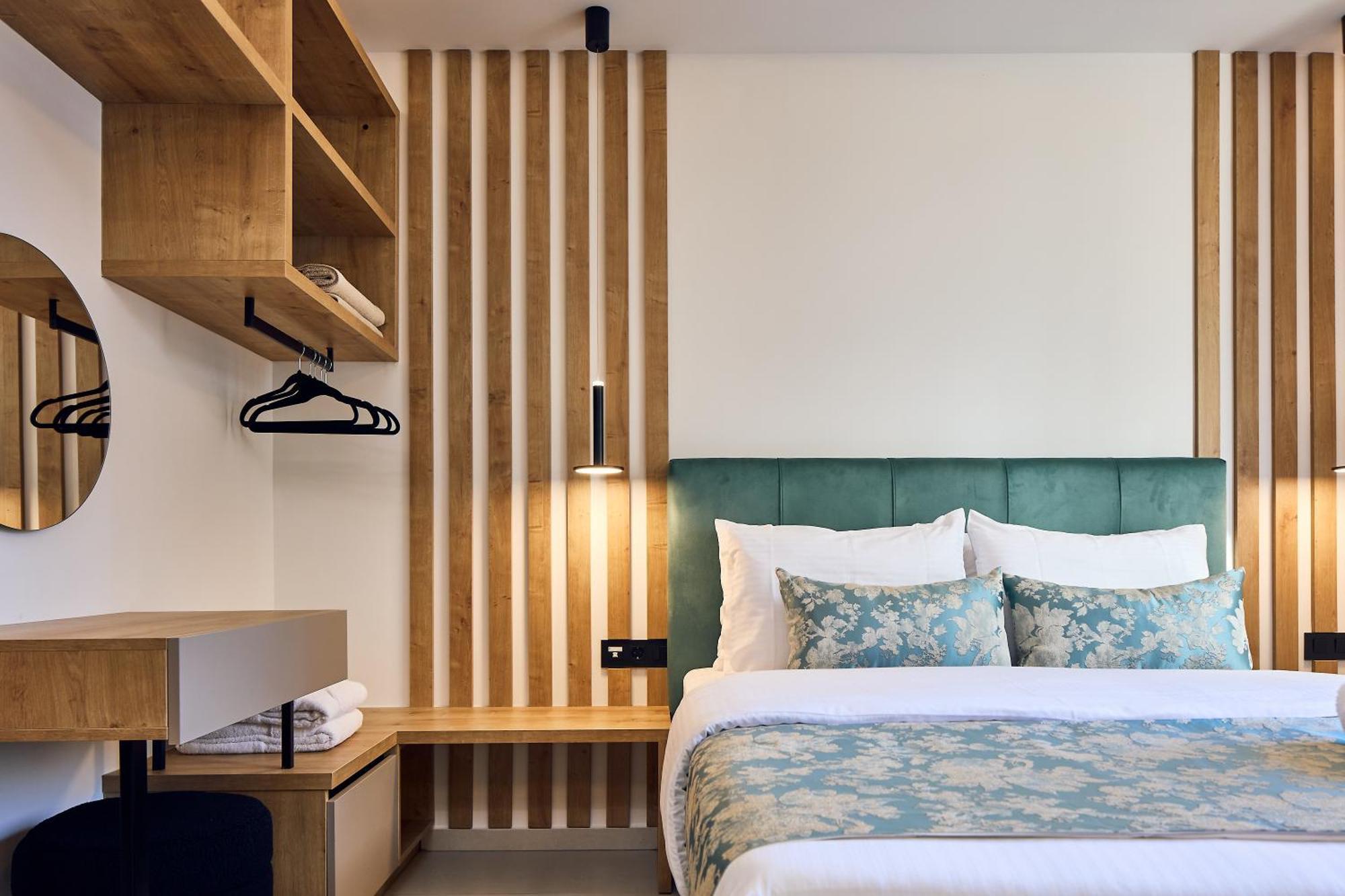 Grande Madonna Luxury Boutique Suites 레팀노 객실 사진