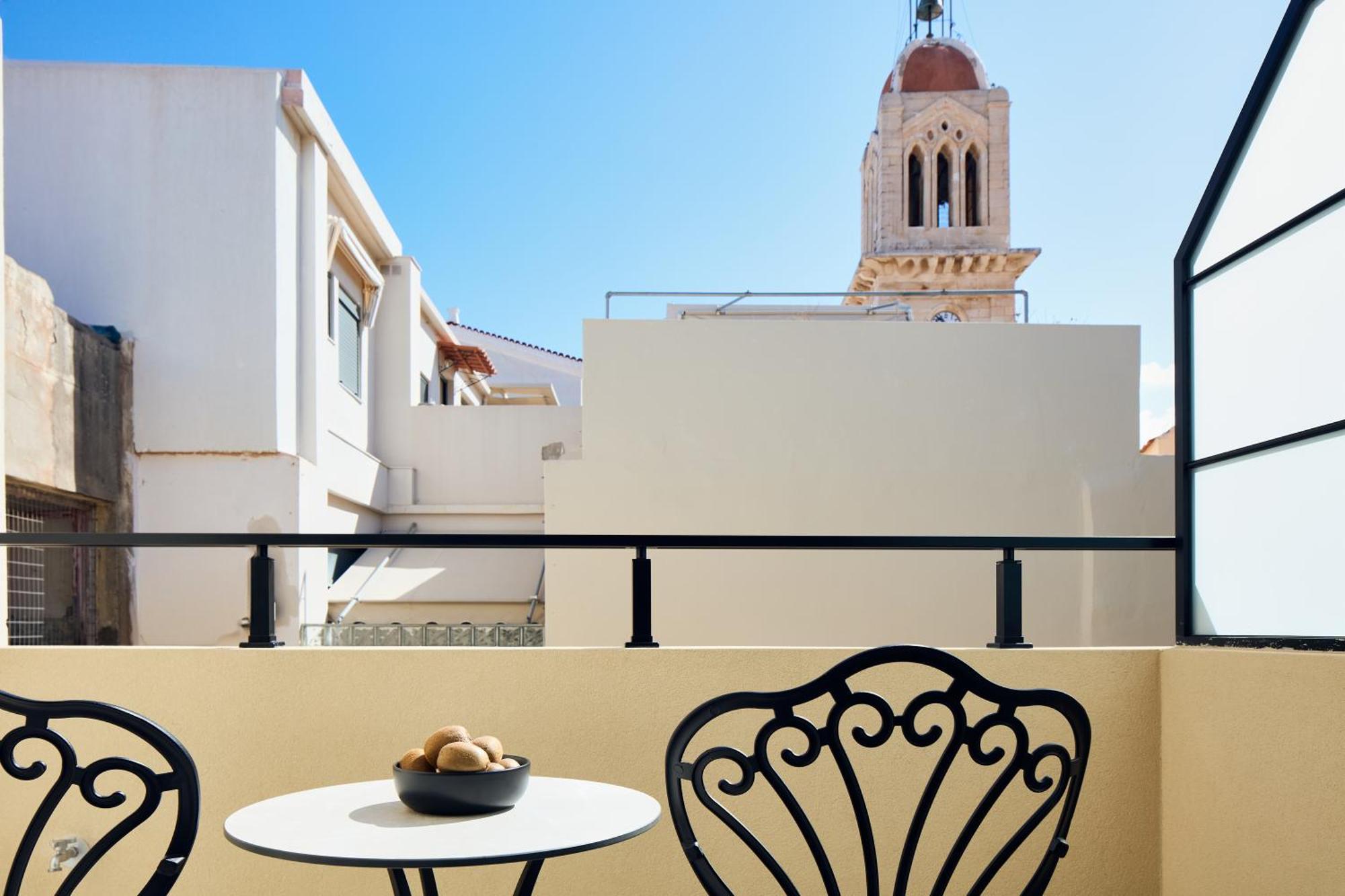 Grande Madonna Luxury Boutique Suites 레팀노 객실 사진