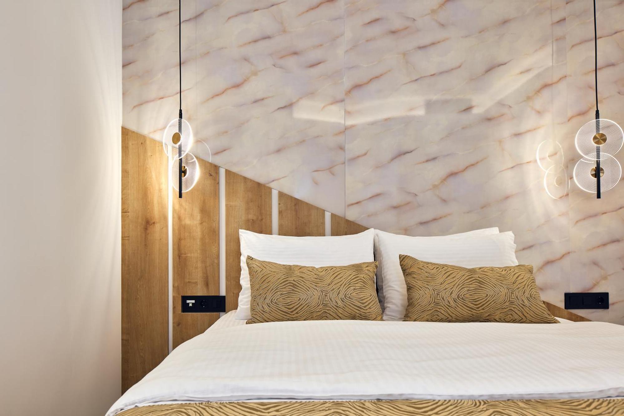 Grande Madonna Luxury Boutique Suites 레팀노 객실 사진