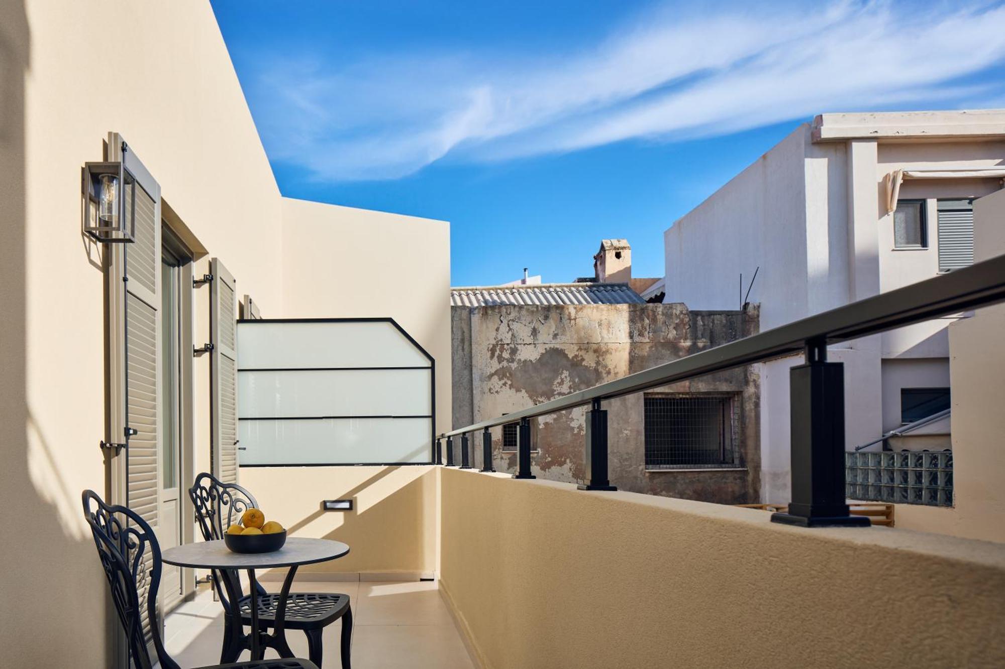 Grande Madonna Luxury Boutique Suites 레팀노 외부 사진