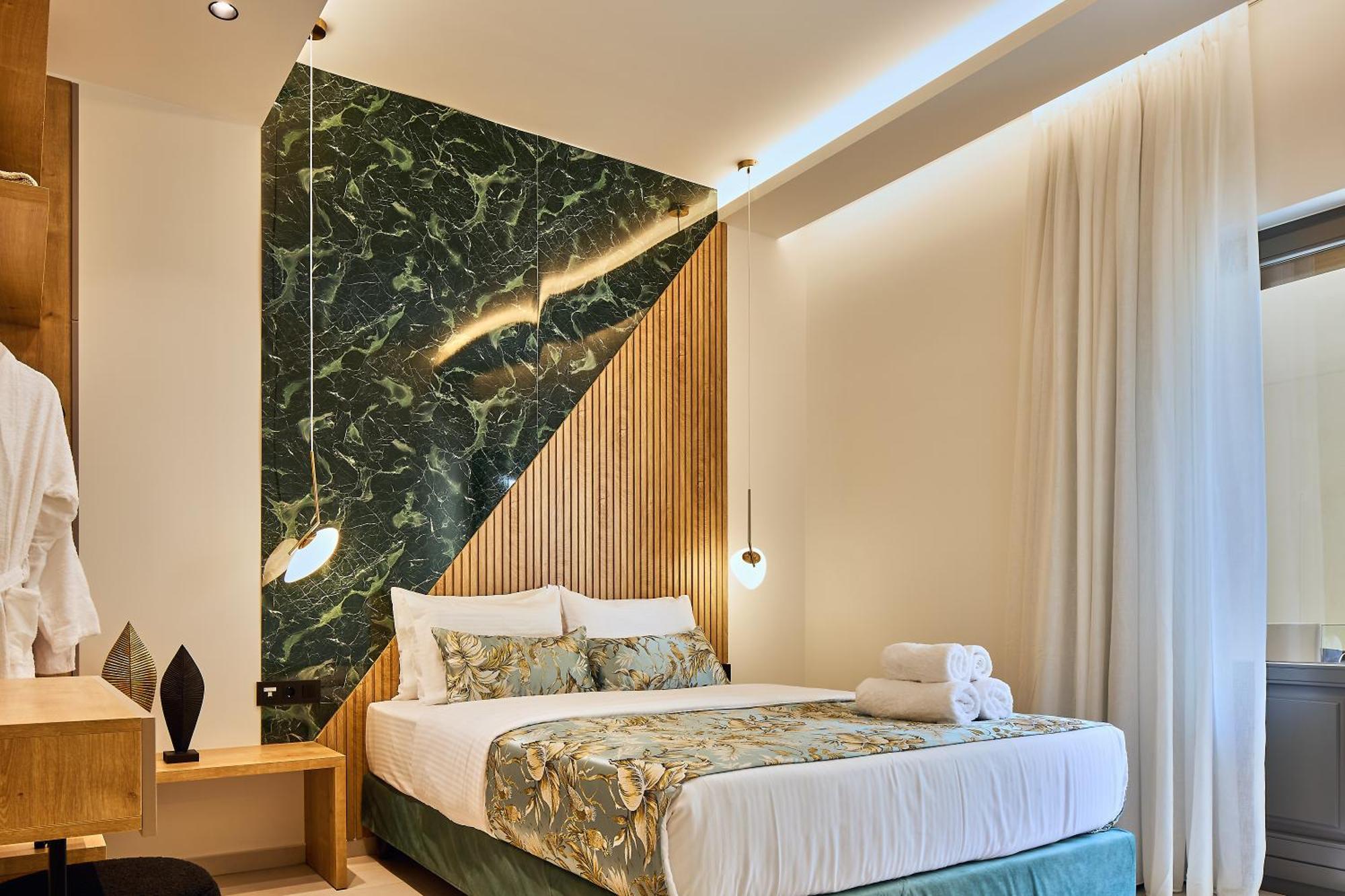 Grande Madonna Luxury Boutique Suites 레팀노 외부 사진