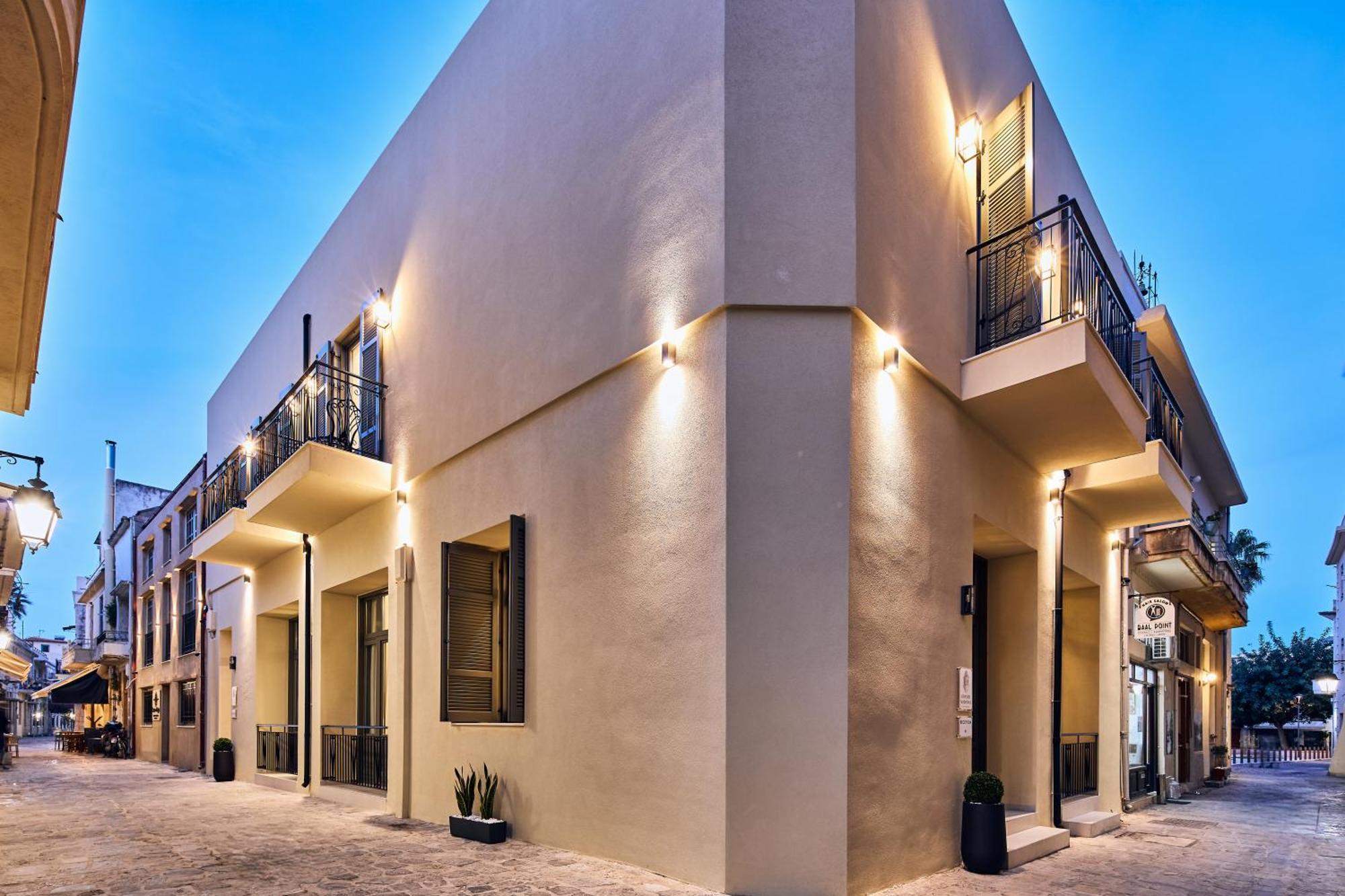 Grande Madonna Luxury Boutique Suites 레팀노 외부 사진