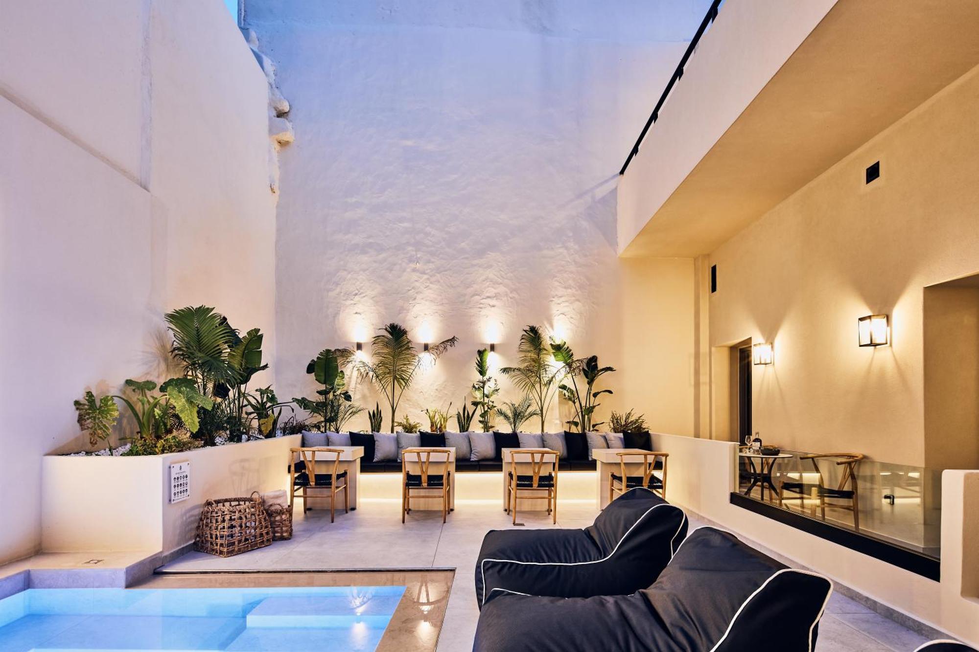 Grande Madonna Luxury Boutique Suites 레팀노 외부 사진